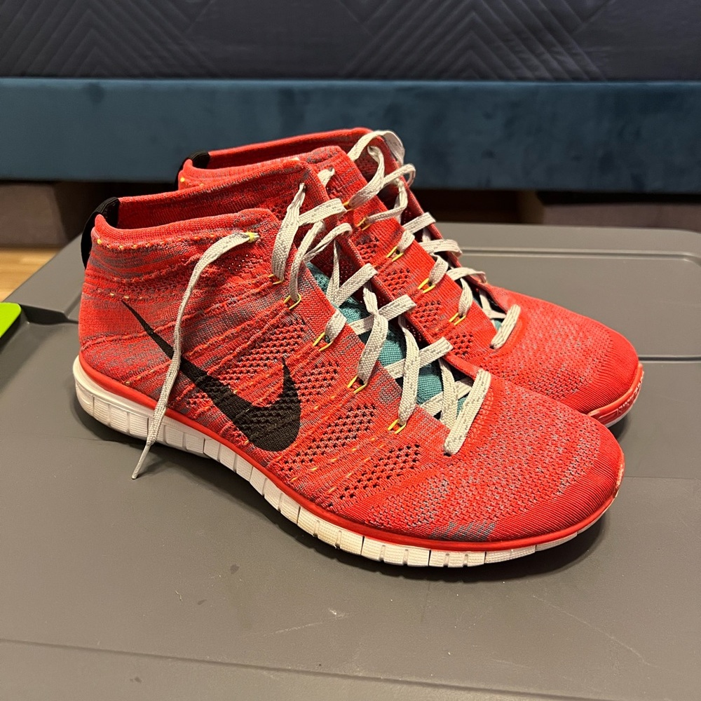 NIKE Free Flyknit Chukka Bright Crimson Men’s SZ 10